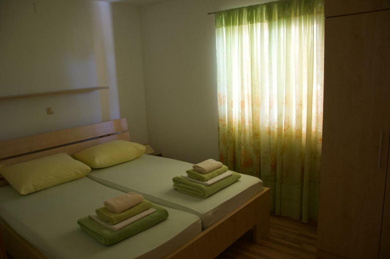 Apartment Viveniti Klenovica Exterior photo